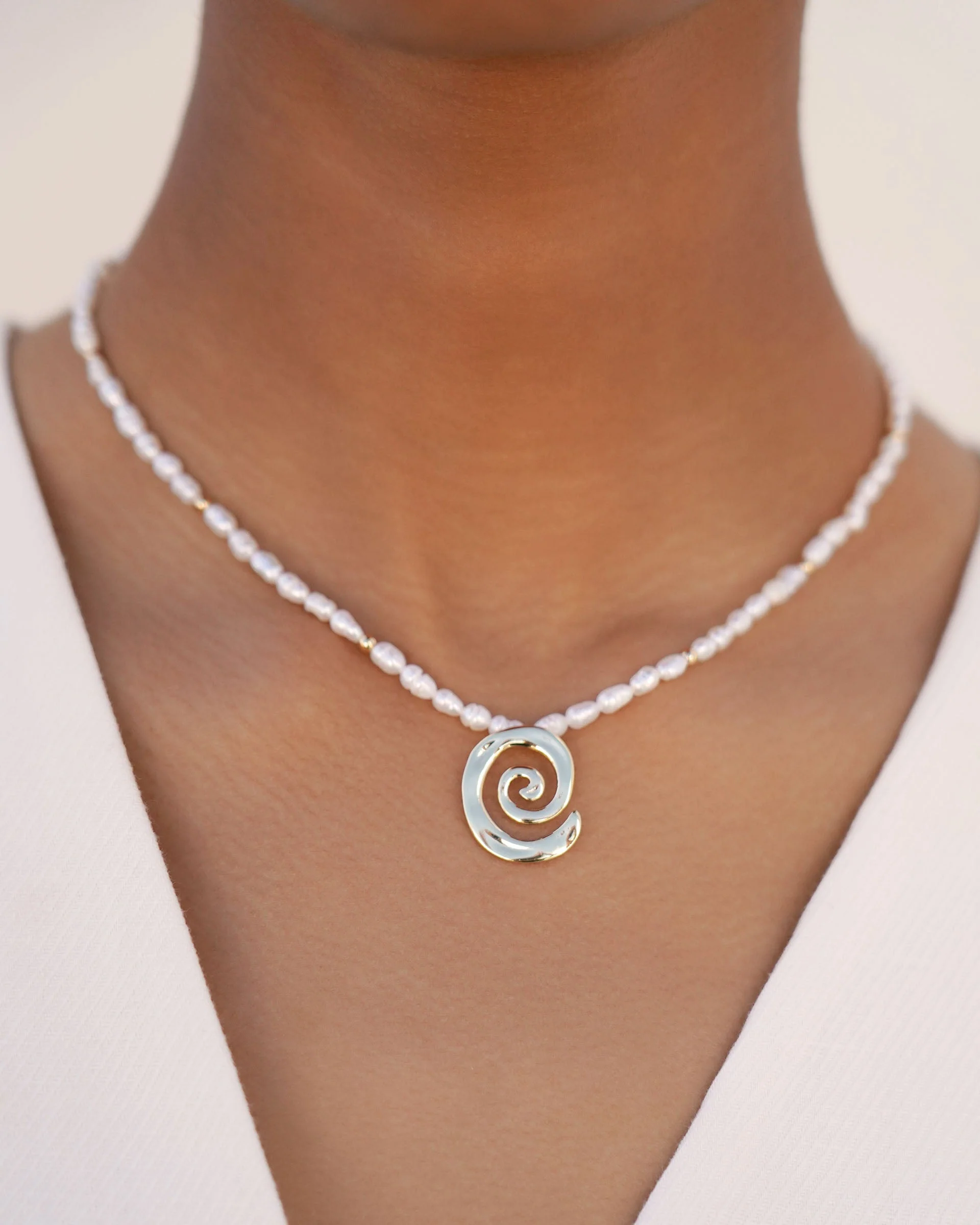 Aura Pearl Necklace